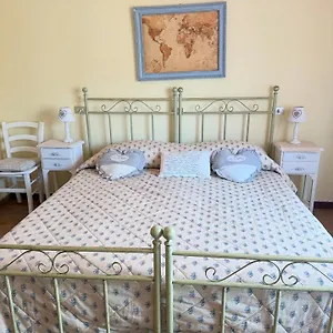 Bed & Breakfast Il Giardino Da Pina